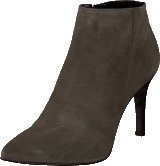 A Pair Pointed Bootie Taupe