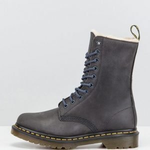 Dr. Martens kengät