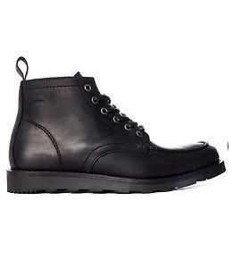 Makia Yard Boot Black