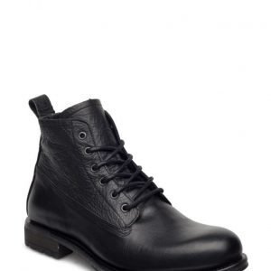 Matinique Laced Boot