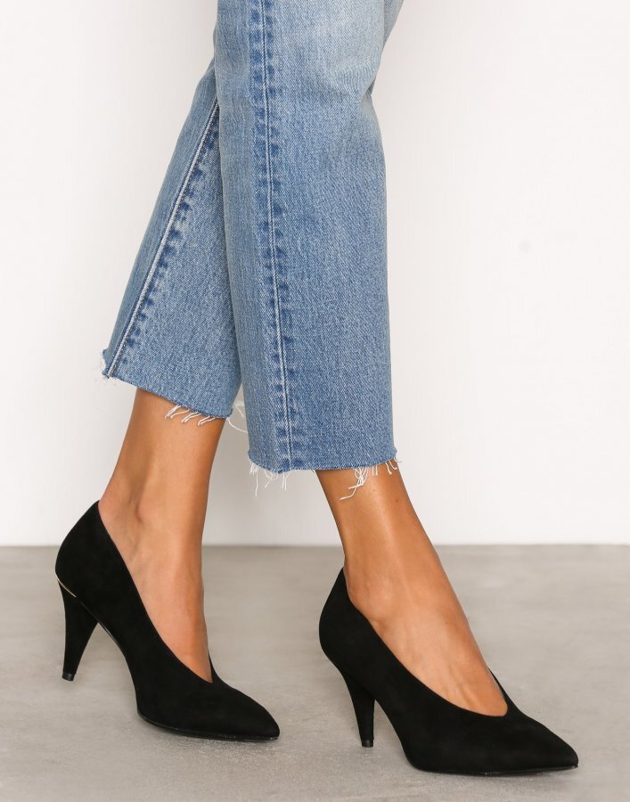 michael michael kors lizzy mid pump