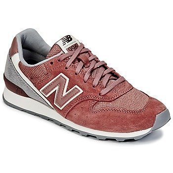 New Balance WR996 matalavartiset tennarit