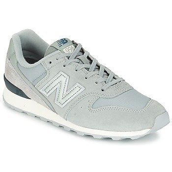 New Balance WR996 matalavartiset tennarit