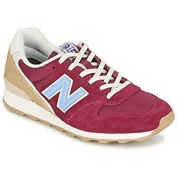 New Balance WR996 matalavartiset tennarit