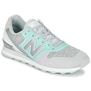 New Balance WR996 matalavartiset tennarit