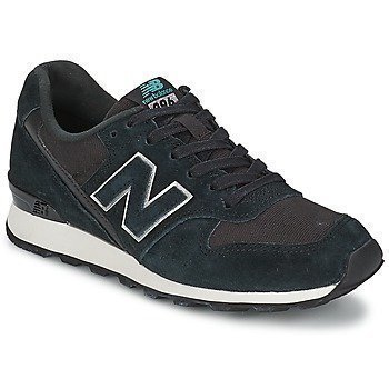 New Balance WR996 matalavartiset tennarit