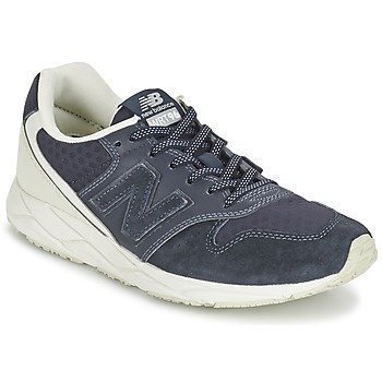 New Balance WRT96 matalavartiset tennarit