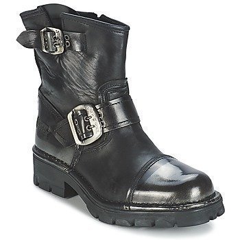 New Rock CAMMOLA bootsit