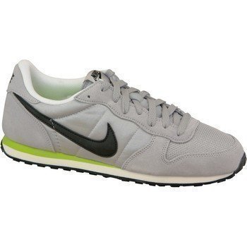 Nike Genicco 644441-071 matalavartiset tennarit