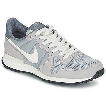 Nike INTERNATIONALIST matalavartiset tennarit