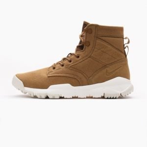 Nike SFB 6 Canvas NSW