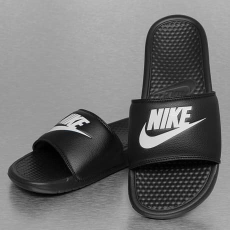 Nike Sandaalit Musta