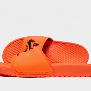 Nike Sportswear Benassi Text Slides Oranssi