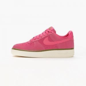 Nike Wmns Air Force 1 07 Suede