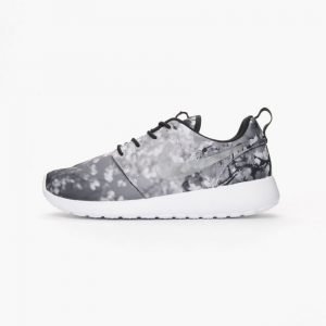 Nike Wmns Roshe One Cherry Blossom