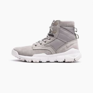 Nike Wmns SFB 6 NSW Leather Boot