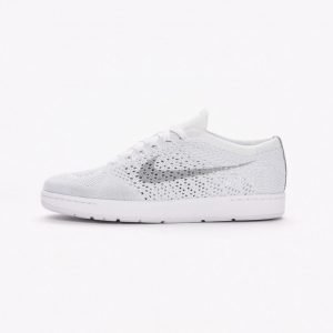 Nike Wmns Tennis Classic Ultra Flyknit