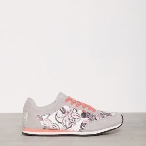 Odd Molly Running Free City Trainer Tennarit Light