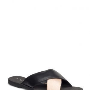 Stylesnob Ephie Sandal