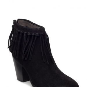 Stylesnob Falon Boot