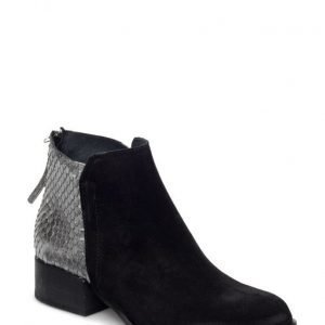 Stylesnob Traci Bootie