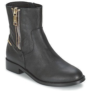 SuperTrash CARMEN bootsit