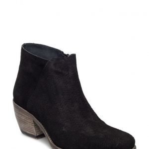 UNMADE Copenhagen Ankle Boot W Emboss