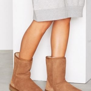 Ugg W Classic Short Ii Saappaat Chestnut